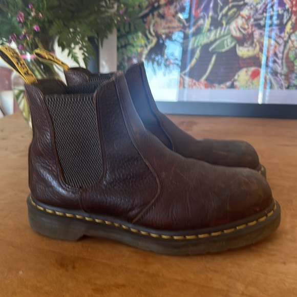 Dr. Martens Shoes Dr Martens Fellside Chelsea Work Boots Steel Toe